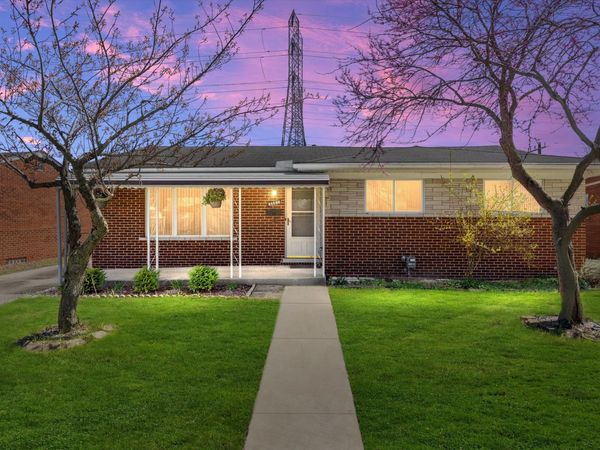 31036 Palomino Avenue, Warren, MI 48093