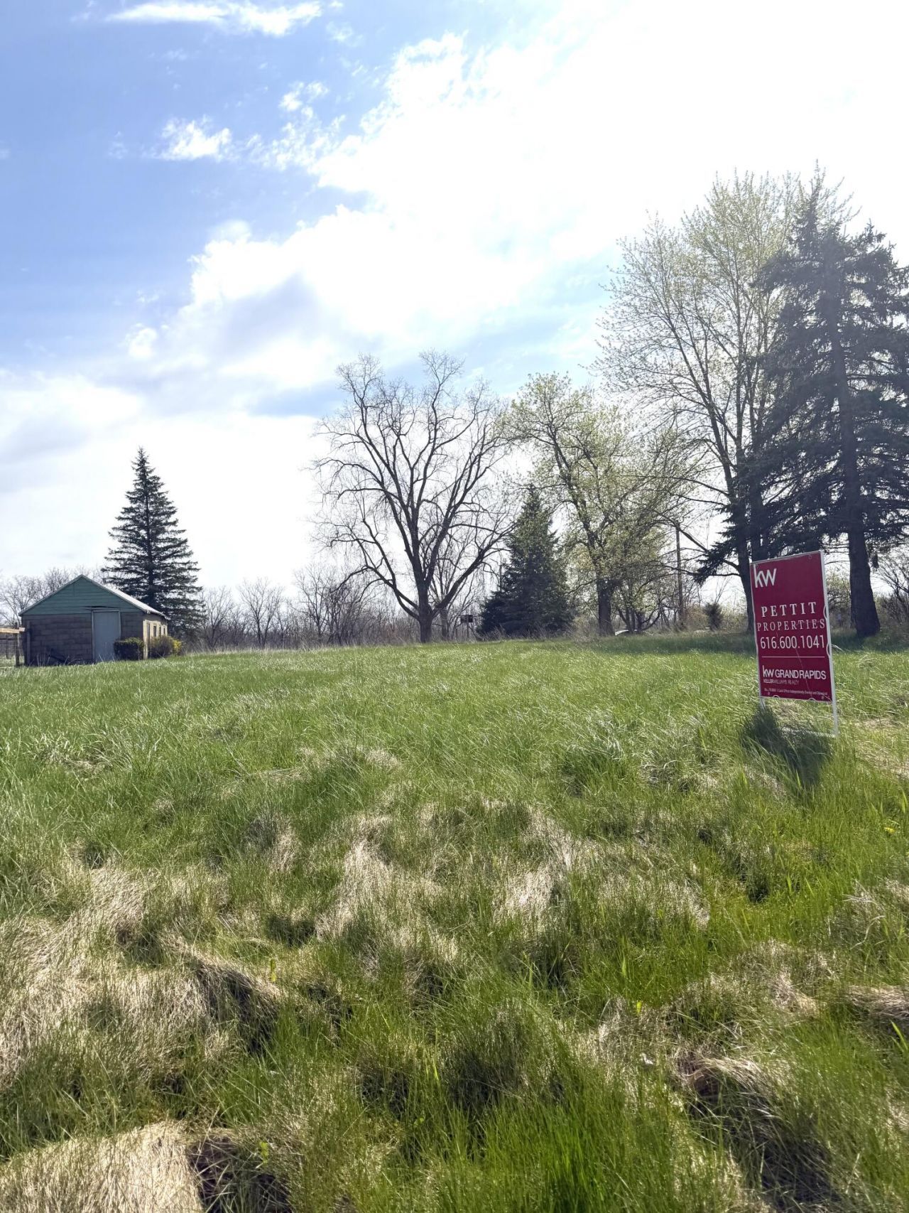 3290 Breton Road Se, Grand Rapids, MI 49512 Main Photo