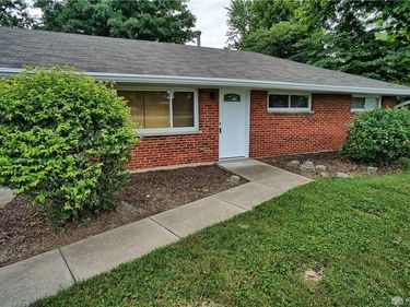 110 W Spring Valley Pike, Centerville, OH 45458