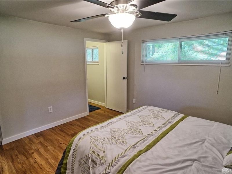 110 W Spring Valley Pike, Centerville, OH 45458 Photo 10