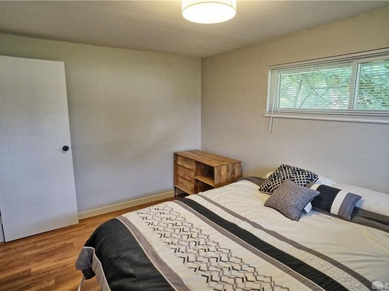 110 W Spring Valley Pike, Centerville, OH 45458 Photo 11