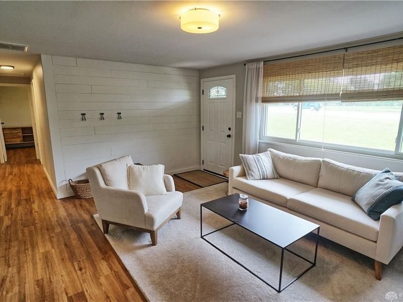 110 W Spring Valley Pike, Centerville, OH 45458 Photo 5