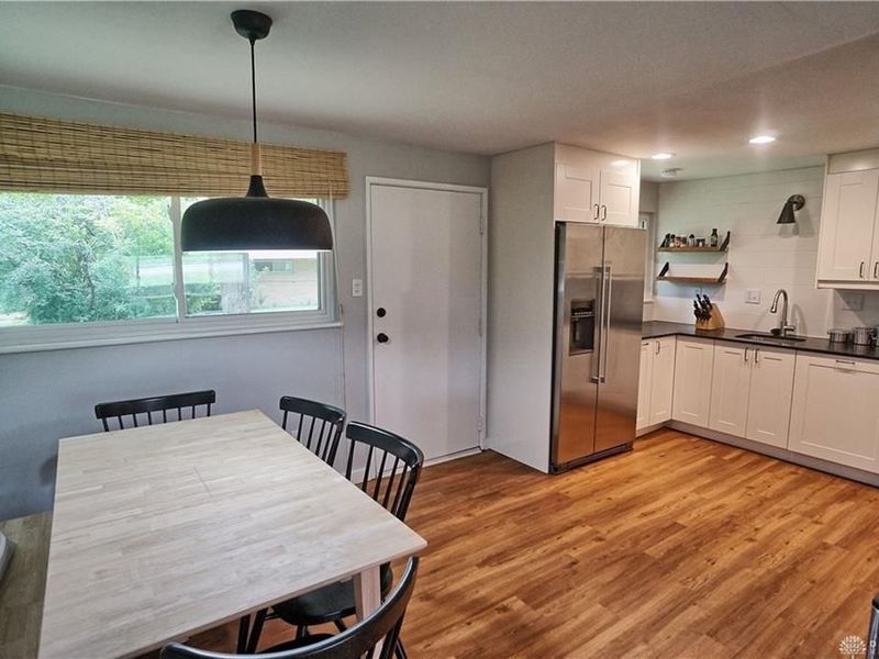 110 W Spring Valley Pike, Centerville, OH 45458 Photo 7