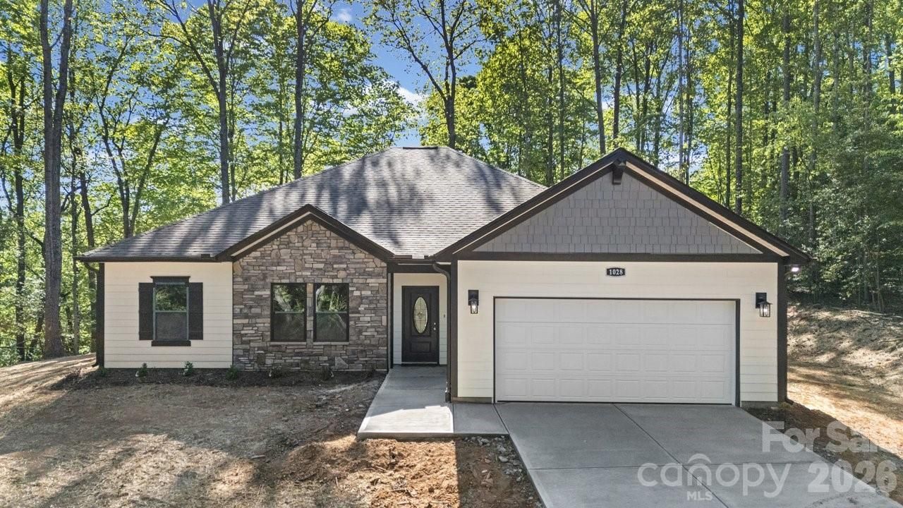 1028 Dewitt Road, Dallas, NC 28034 Main Photo
