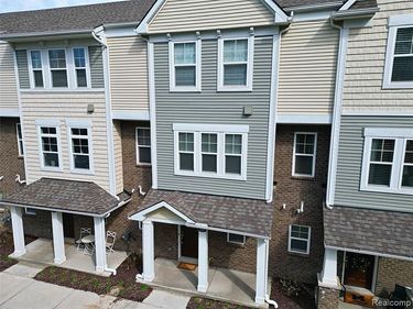 204 Sean Street , Brighton, MI 48116