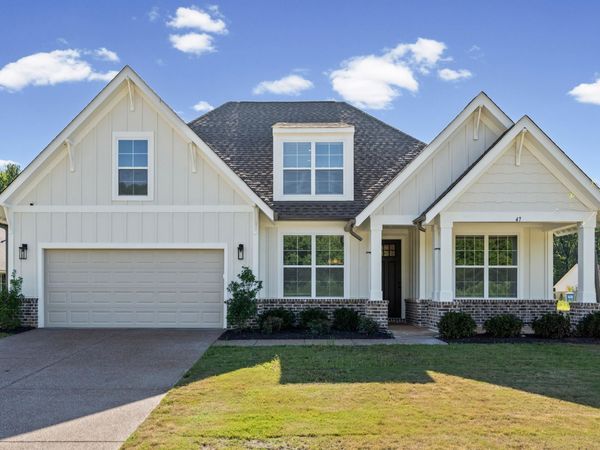 1127 GREEN MEADOWS BLVD, Munford, TN 38058