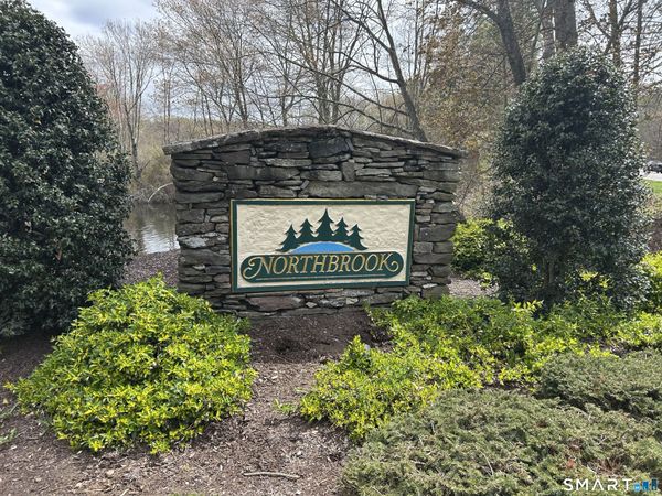 17 Eagle Rock, Unit 17, Monroe, CT 06468