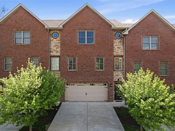 569 Chesnic Dr, Canonsburg, PA 15317