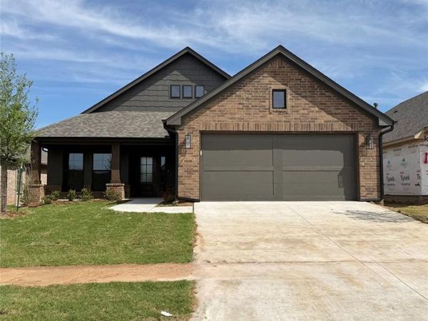 12733 NW 2nd Street, Yukon, OK 73099