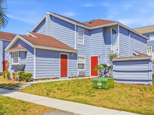 130 COCO PLUM DRIVE , Front Unit, DAVENPORT, FL 33897