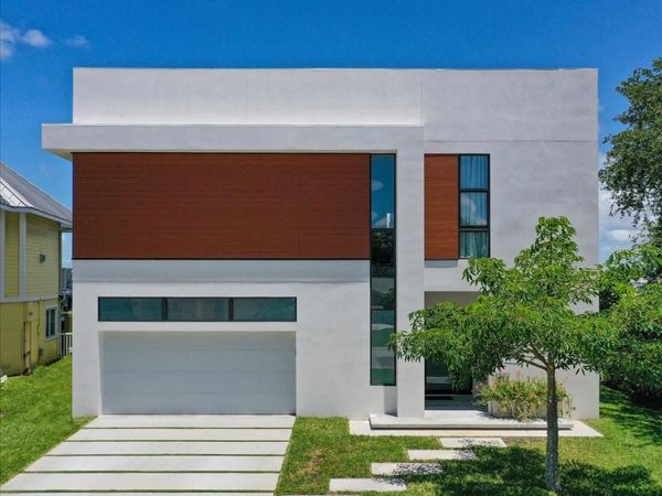 14077 N BAYSHORE DRIVE , MADEIRA BEACH, FL 33708