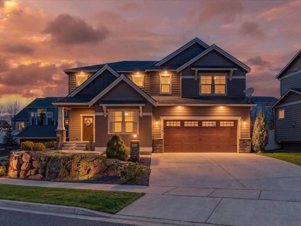 18020 E Daystar Rd, Spokane Valley, WA 99016