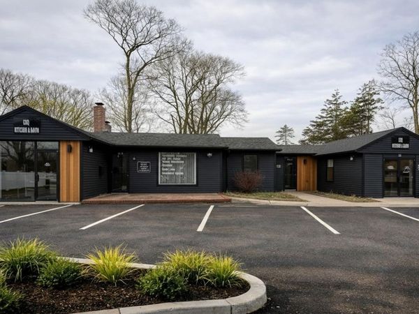 218 Ronkonkoma Avenue , Ronkonkoma, NY 11779