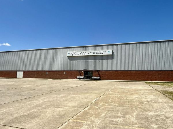 968 Town Hill Plaza , Greenup, KY 41144