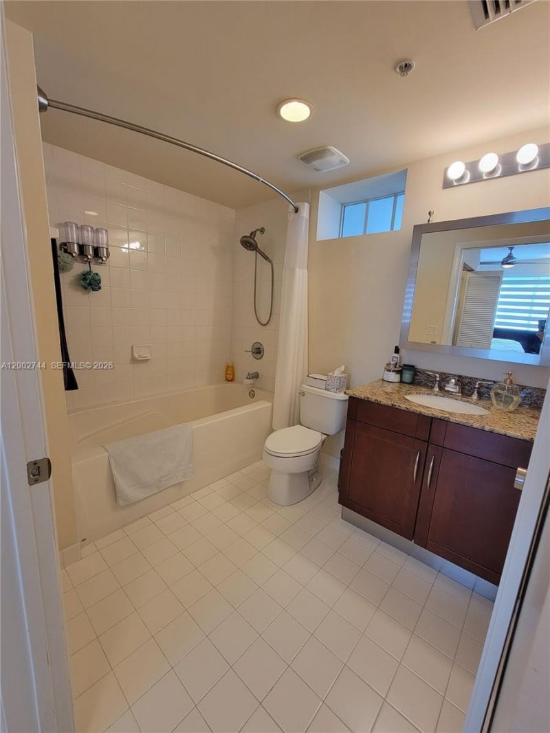 7290 SW 90th St, Unit 403, Miami, FL 33156 Photo