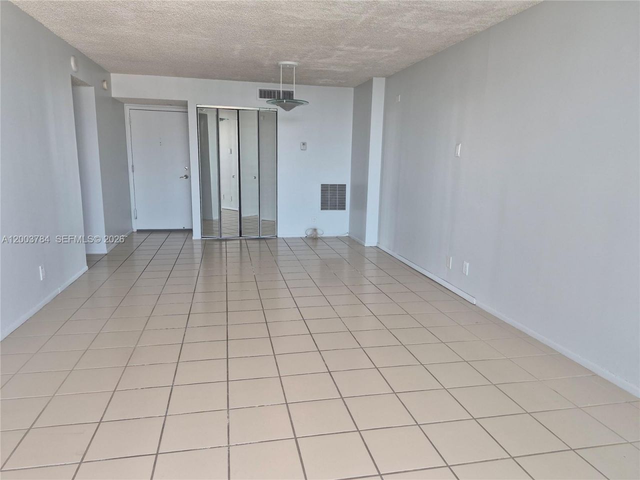 2655 Collins Ave, Unit 2406, Miami Beach, FL 33140 Photo
