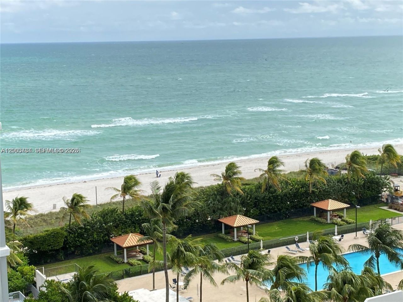 2655 Collins Ave, Unit 2406, Miami Beach, FL 33140 Photo