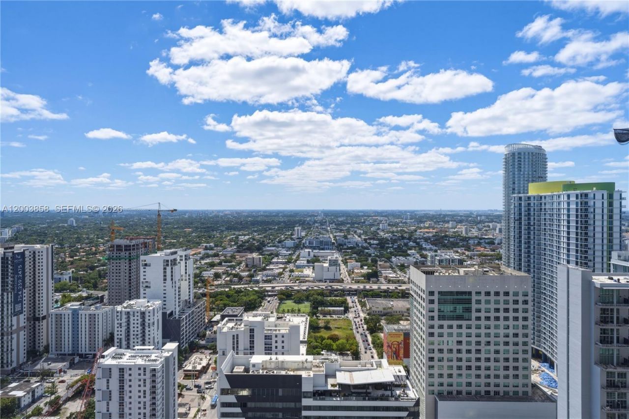 88 SW 7th St, Unit 3710, Miami, FL 33130 Photo