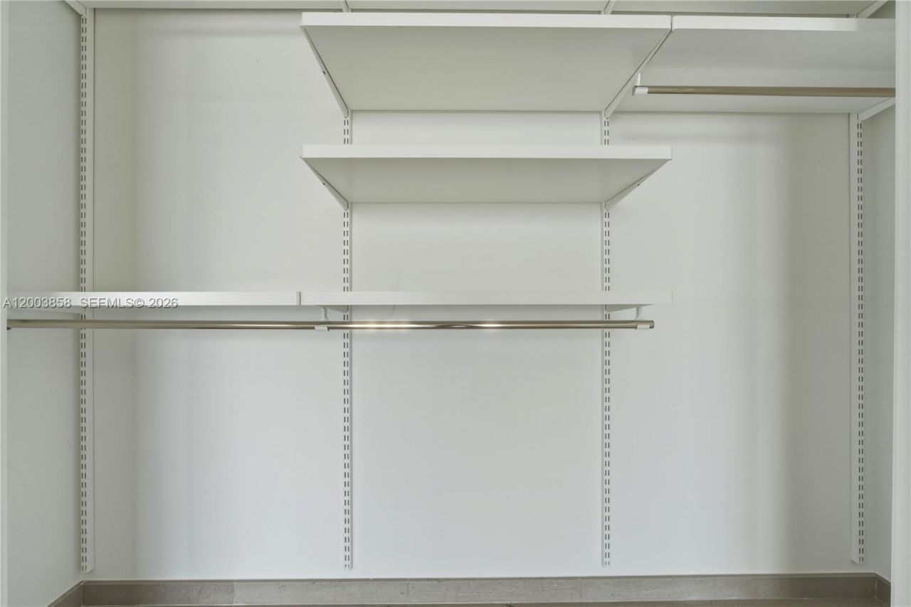 88 SW 7th St, Unit 3710, Miami, FL 33130 Photo