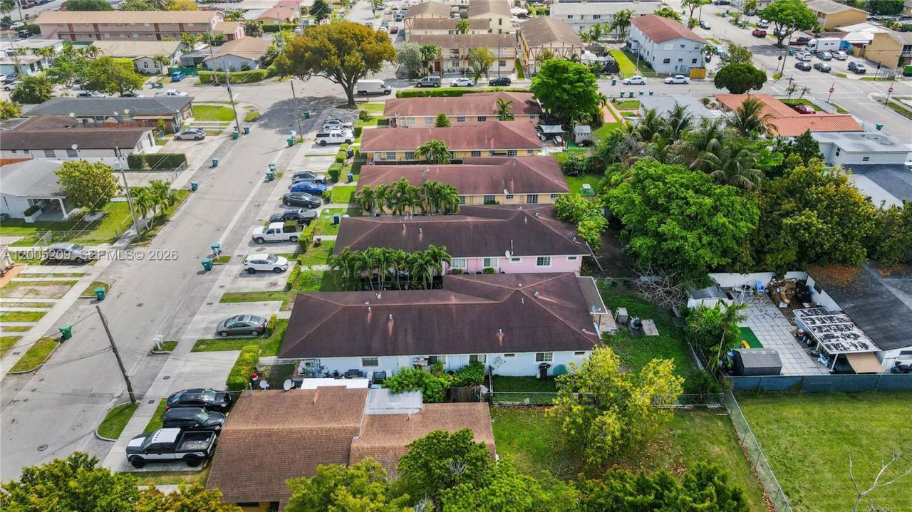 11002 SW 3rd St , Sweetwater, FL 33174 Photo