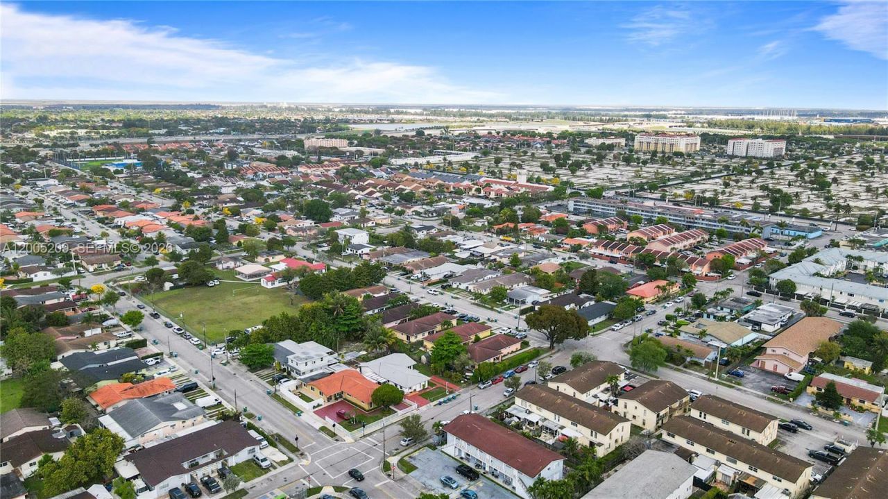 11002 SW 3rd St , Sweetwater, FL 33174 Photo