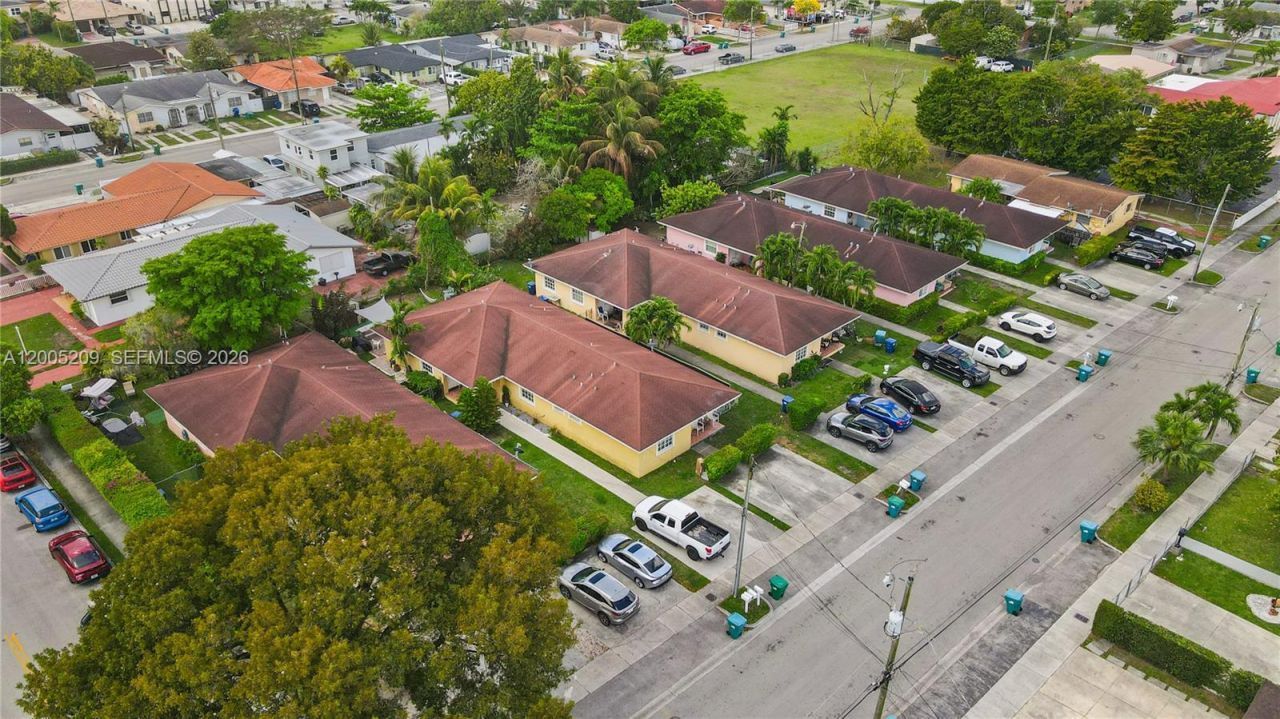 11002 SW 3rd St , Sweetwater, FL 33174 Photo