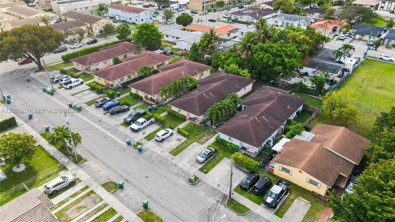 11002 SW 3rd St , Sweetwater, FL 33174 Photo