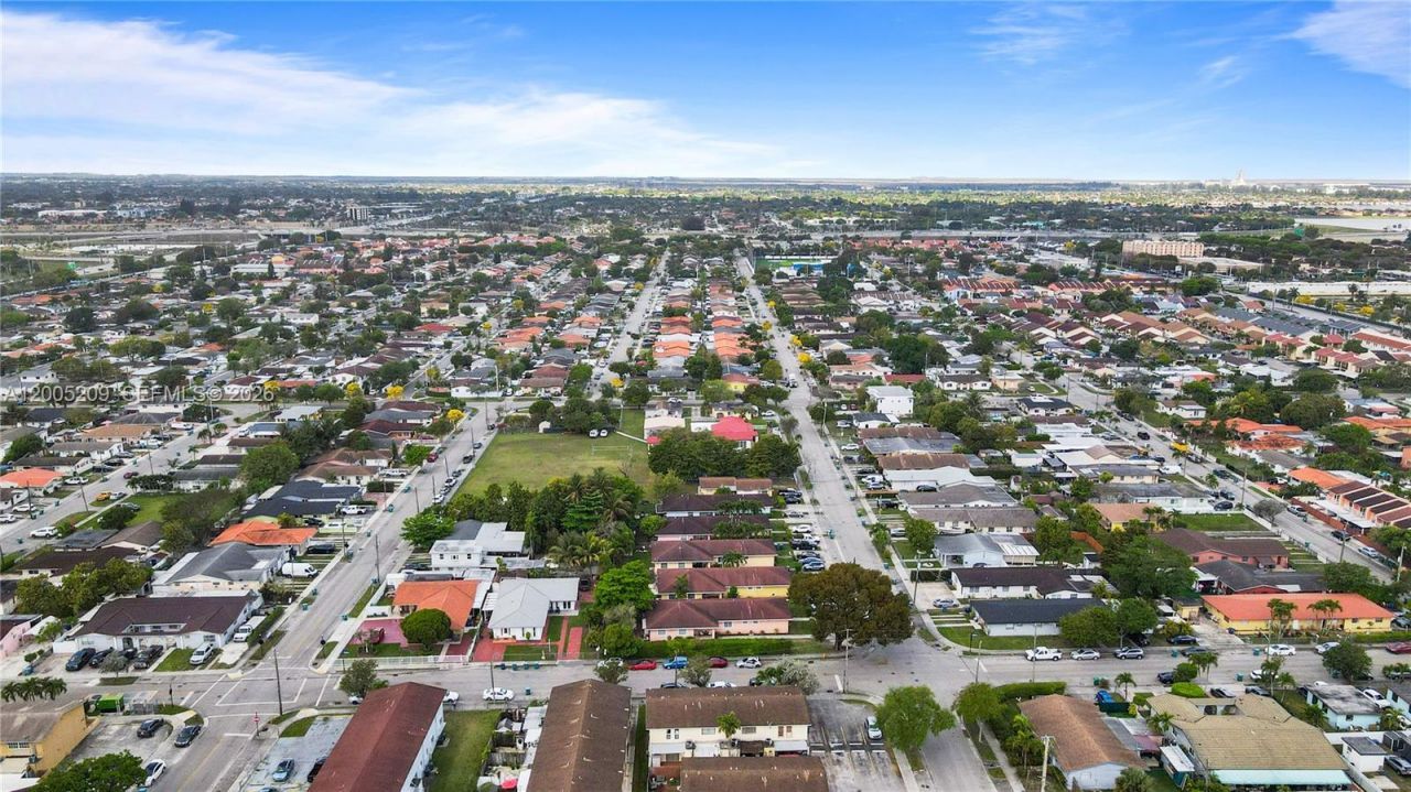 11002 SW 3rd St , Sweetwater, FL 33174 Photo