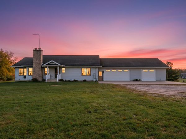 26088 Wasepi Road, Centreville, MI 49032