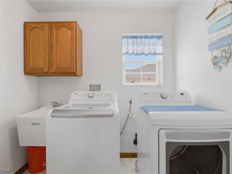 519 Heather Woods Drive, Elyria, OH 44035 Photo 38