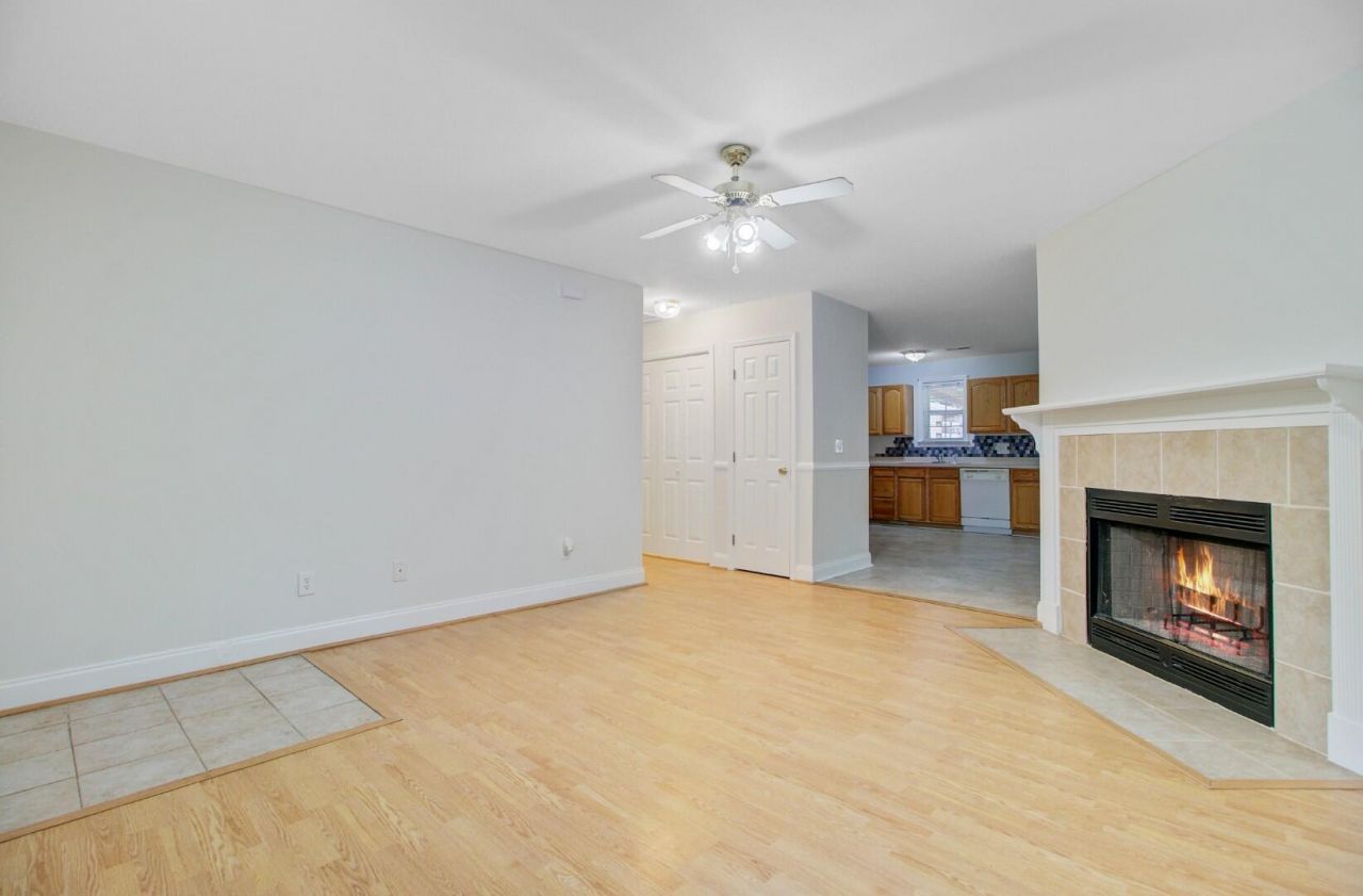 1232 Saylors Avenue Photo 9