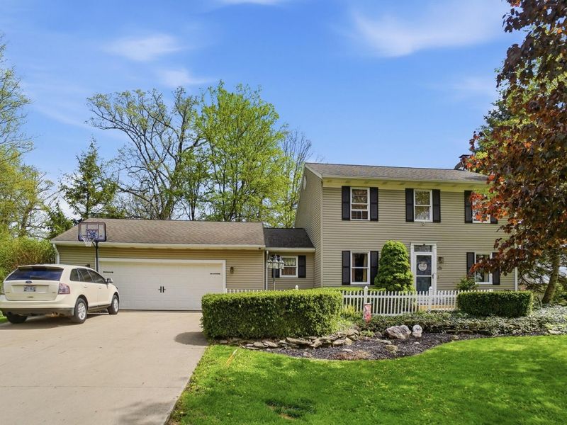 918 Neil Armstrong Drive, Wapakoneta, OH 45895 Photo 6