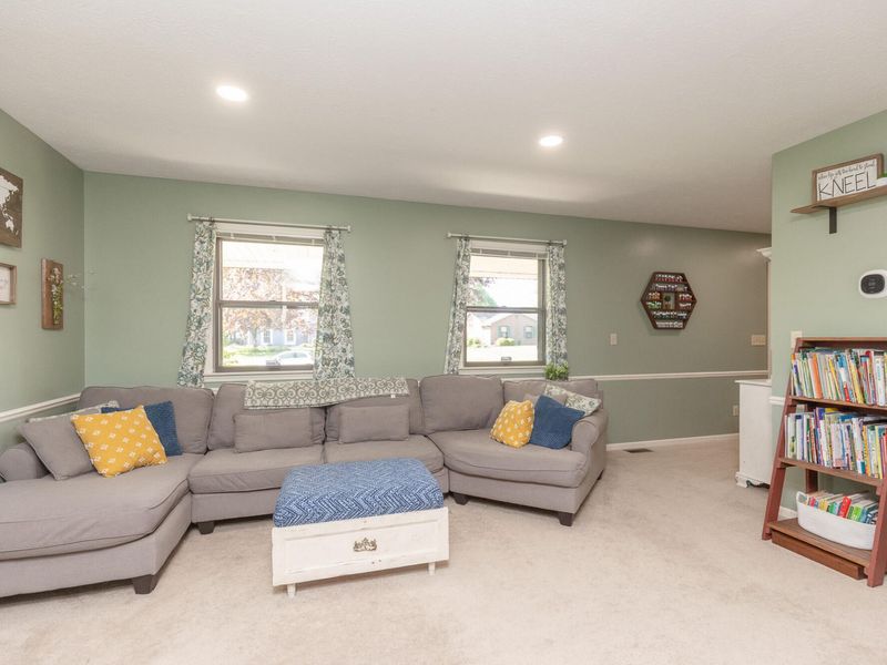 1675 Laurel Creek Drive, Troy, OH 45373 Photo 12