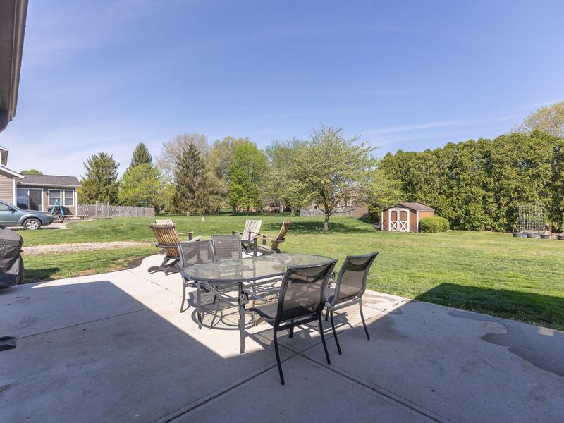 1675 Laurel Creek Drive, Troy, OH 45373 Photo 32