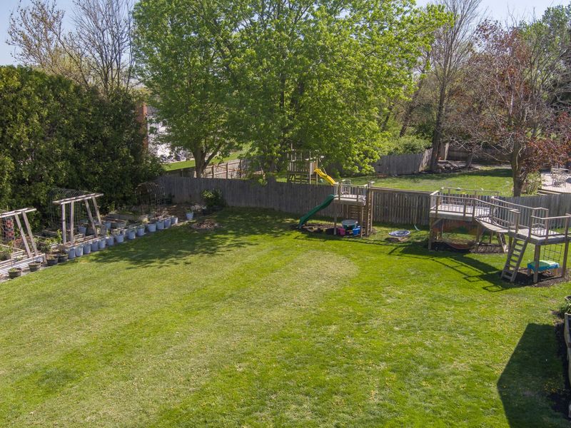 1675 Laurel Creek Drive, Troy, OH 45373 Photo 4