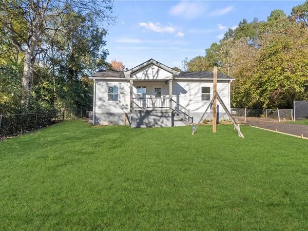 5476 Old Rockbridge Rd , Stone Mountain, GA 30083