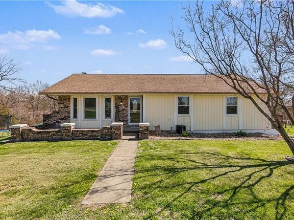 6721 SE Isley Drive, Holt, MO 64048