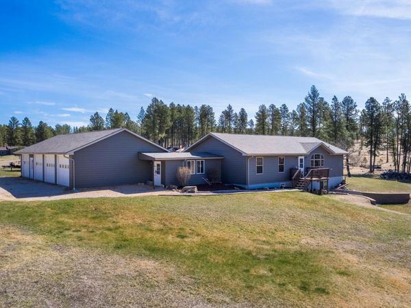 24842 Wild Turkey Drive, Custer, SD 57730