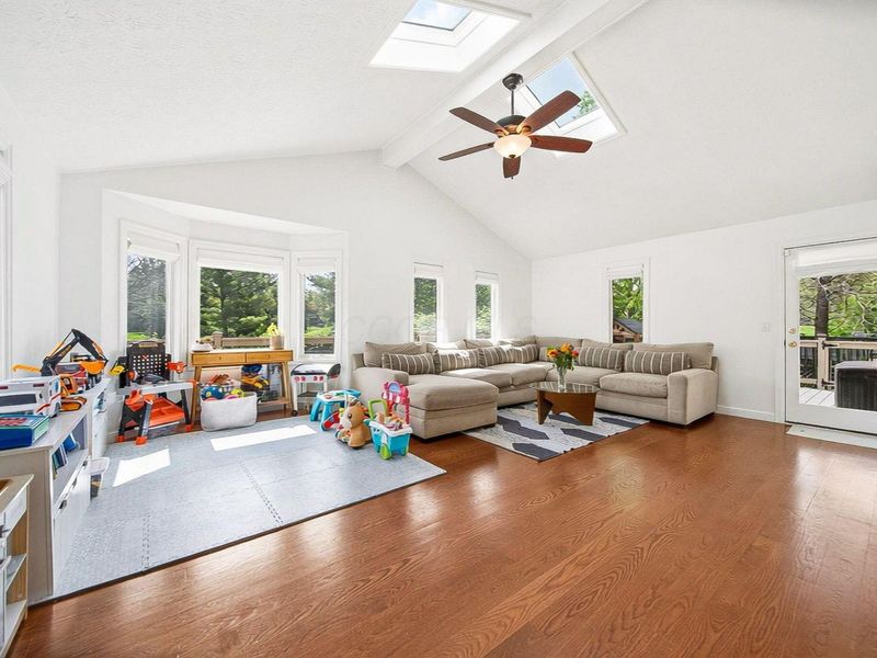 5657 Whitecraigs Court, Dublin, OH 43017 Photo 12