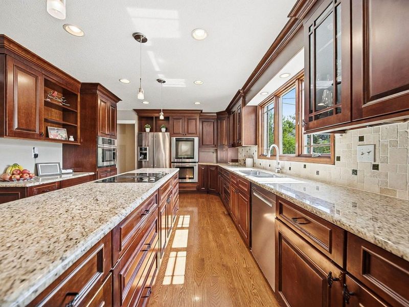5657 Whitecraigs Court, Dublin, OH 43017 Photo 7