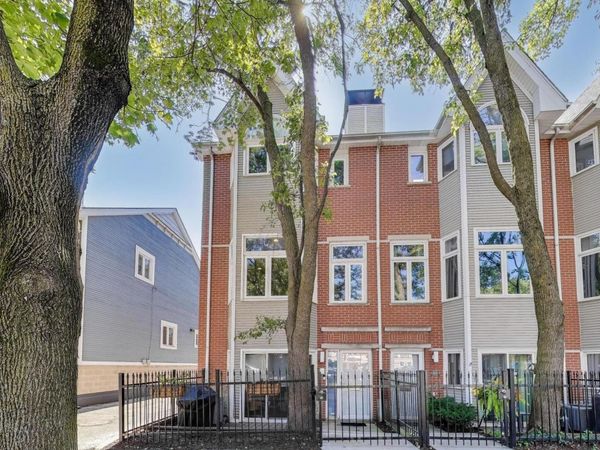 1447 W WRIGHTWOOD Avenue , Chicago, IL 60614