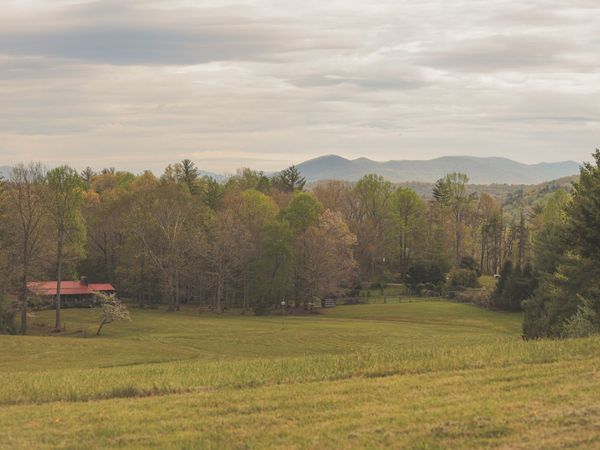 1854 Catoosa Rd , Wartburg, TN 37887