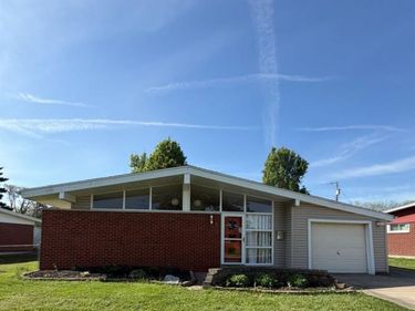 4924 Bayside Drive, Riverside, OH 45431