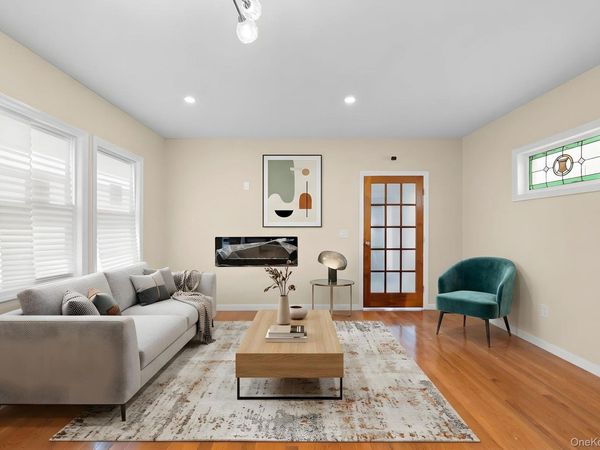 22531 106th Avenue , Queens Village, NY 11429