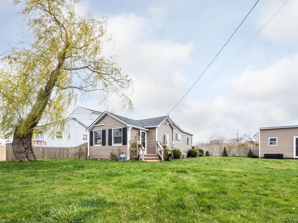 24 Blue Point Road, Mastic Beach, NY 11951