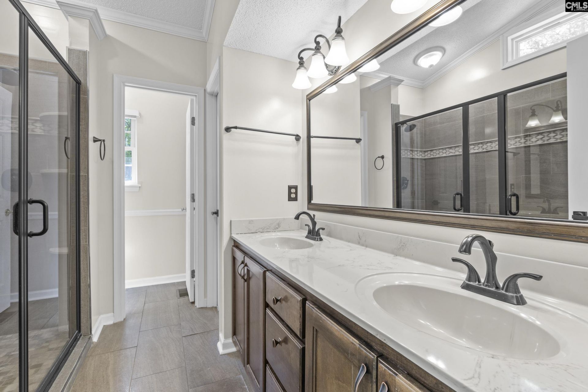 106 Sweetwater Drive  Photo 13