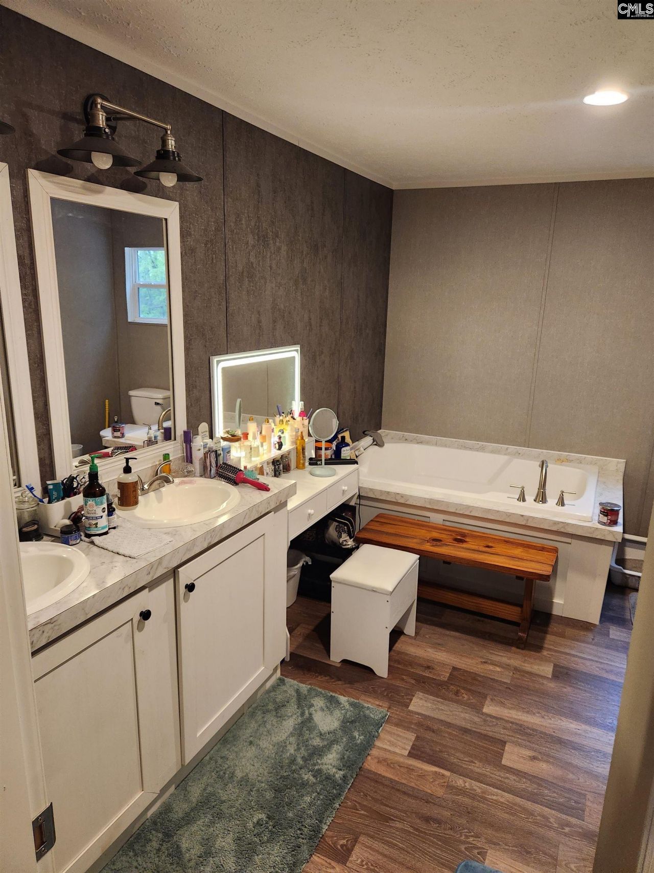 1609 Congress Road  Photo 16