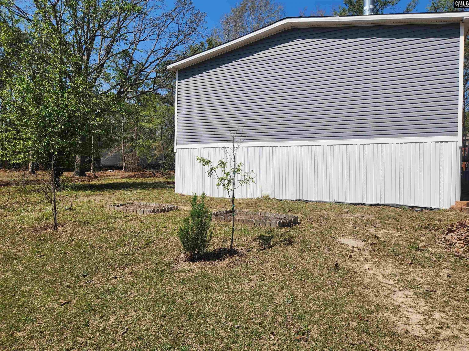 1609 Congress Road  Photo 4