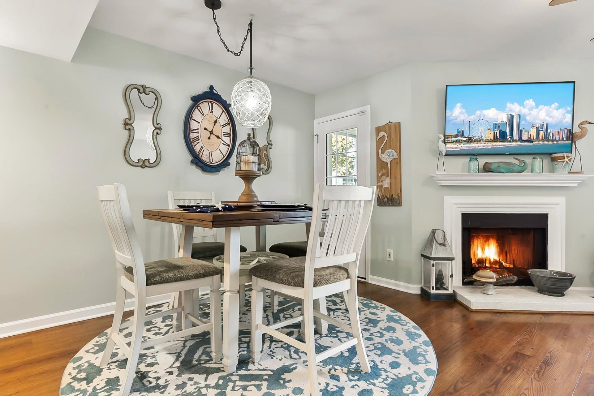 1 Shadow Moss Pl.  Photo 13