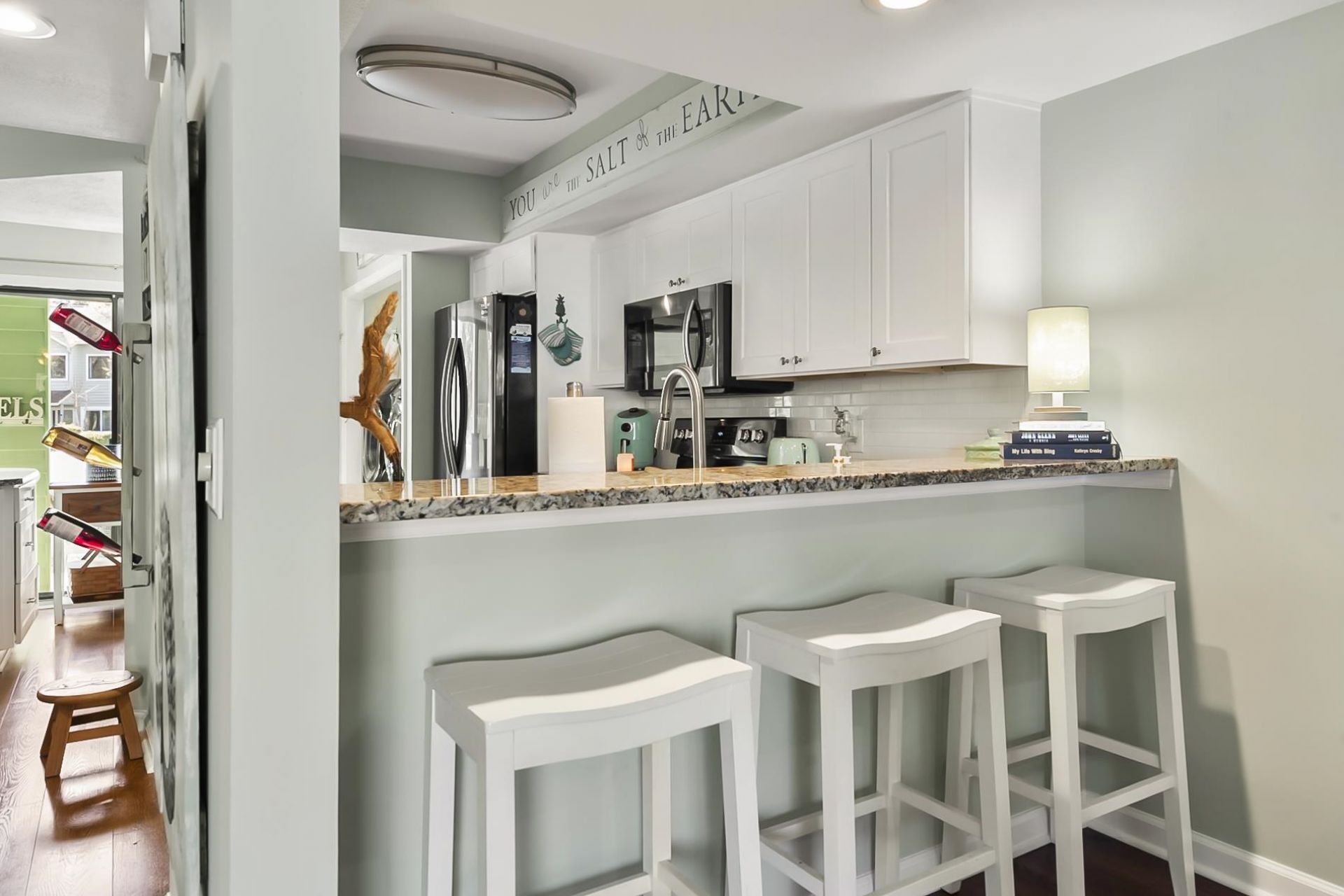 1 Shadow Moss Pl.  Photo 15